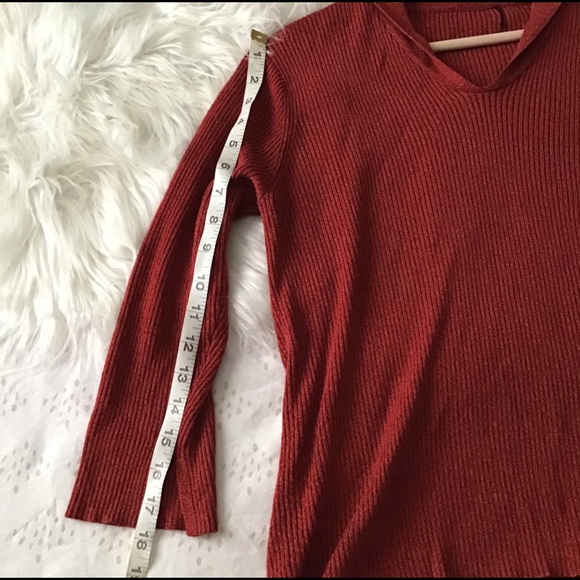 Vintage Collar Sweater - Picture 3 of 7